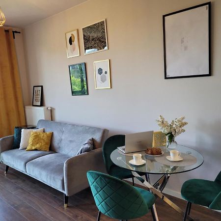Vizzit Us Premium Apartments Marina Mokotów Varsóvia Exterior foto